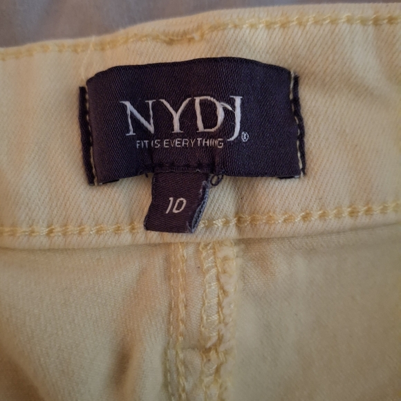 NYDJ Women's Light Yellow Denim Cropped Capris Pants - Picture 5 of 9